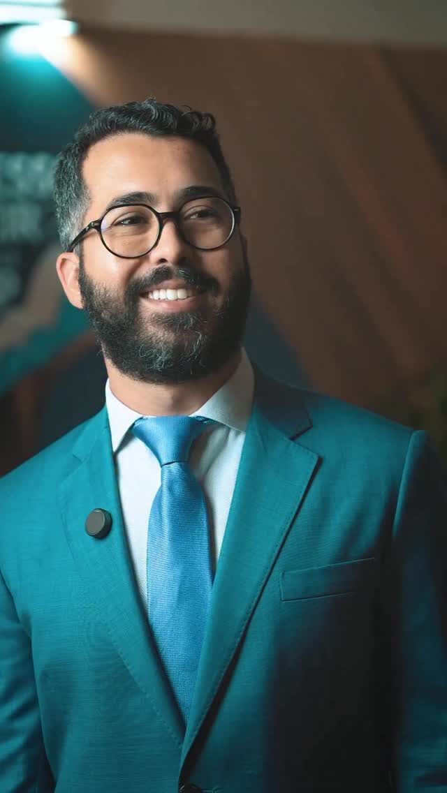 Instagram post from dr.leandrodeaquino. This post is in position 5.