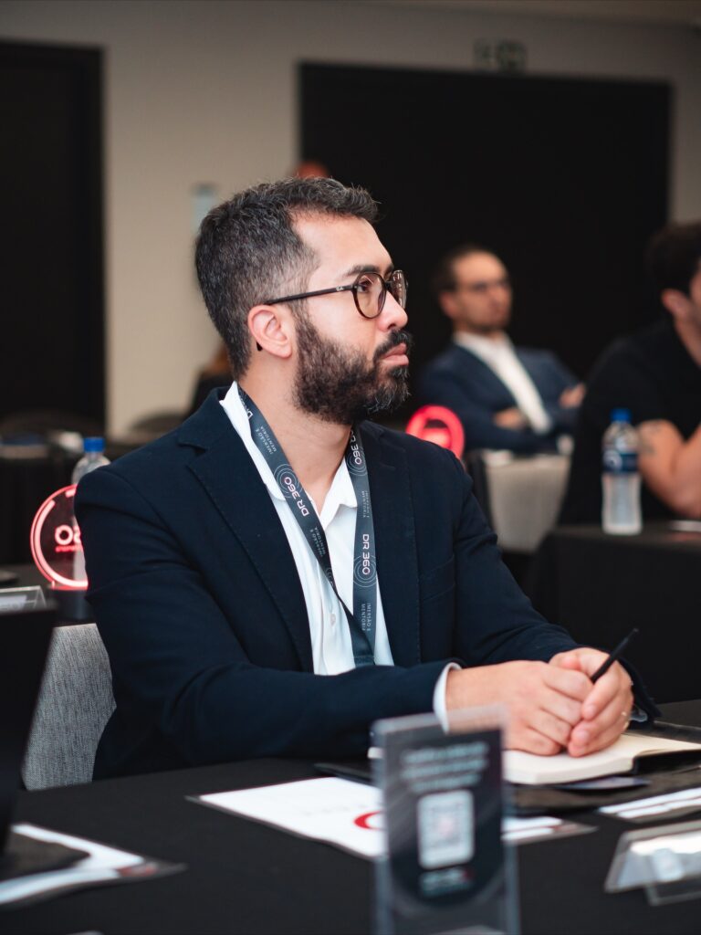 Instagram post from dr.leandrodeaquino. This post is in position 13.